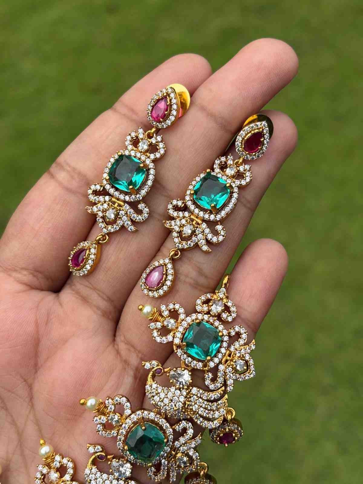 N0305 Premium Peacock Stone Necklace