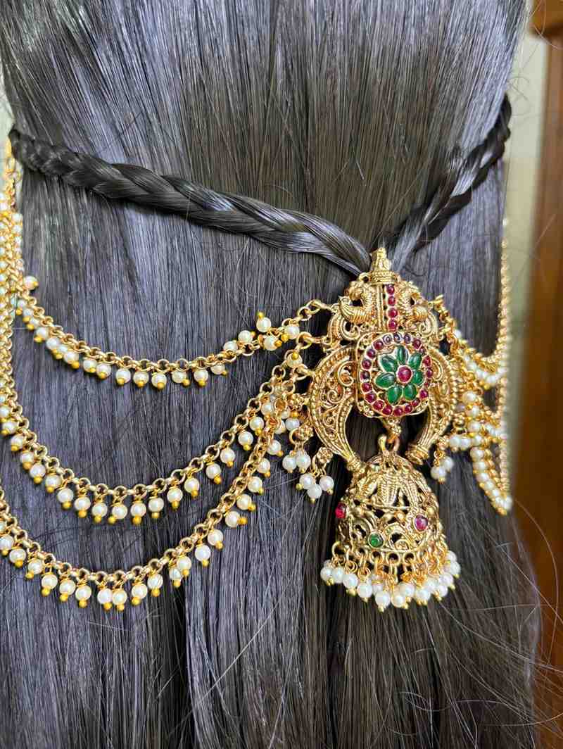 HA069 Hair Accessory With Attached Mattal \ Ear chain