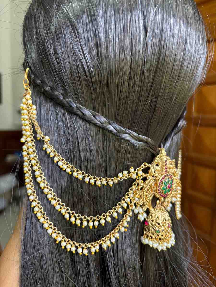 HA069 Hair Accessory With Attached Mattal \ Ear chain