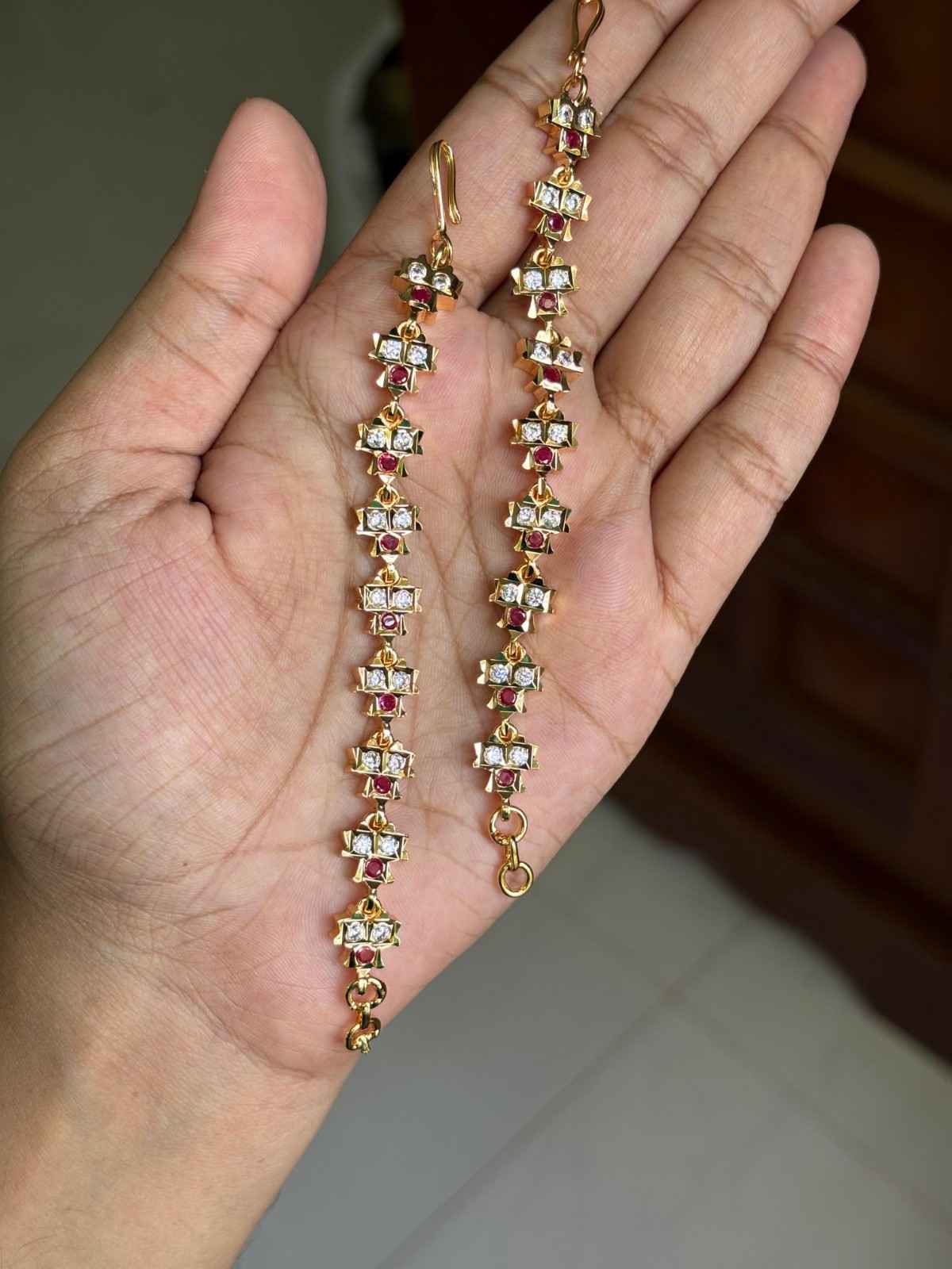 EC012 Traditional Straight Mattal Ear chain