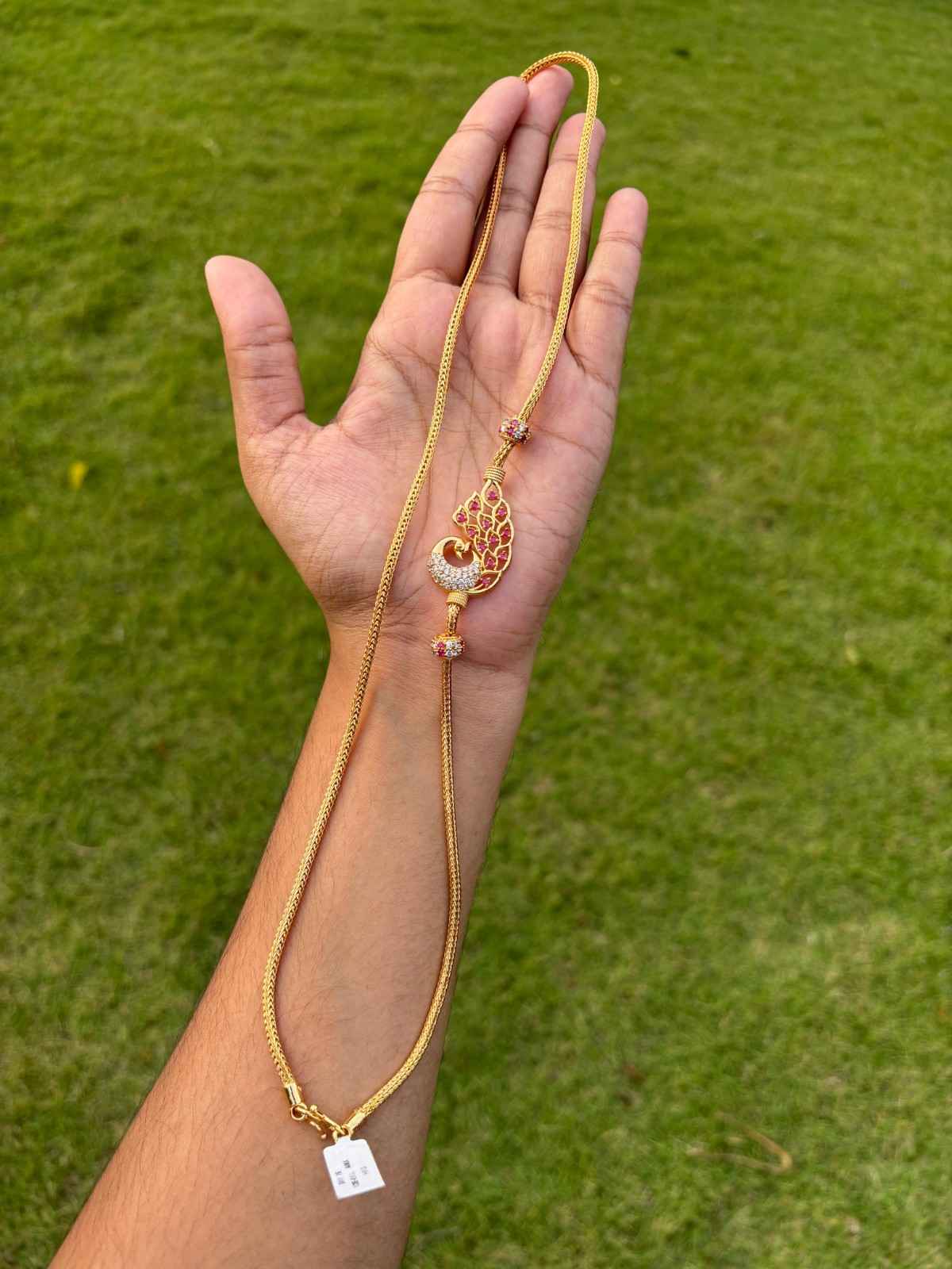 C019 Peacock Pattern Ruby Stone Mogappu 26 inch chain
