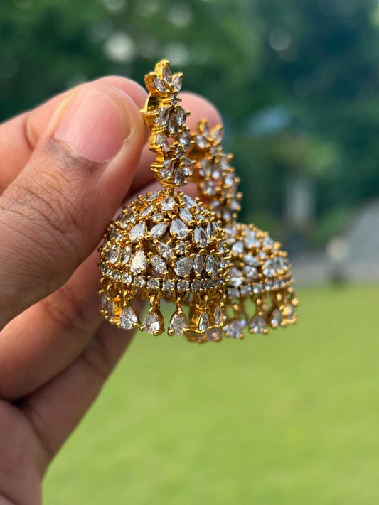J0202 White Stone Jhumka
