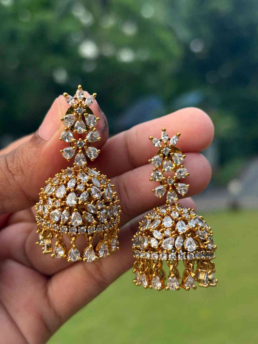 J0202 White Stone Jhumka