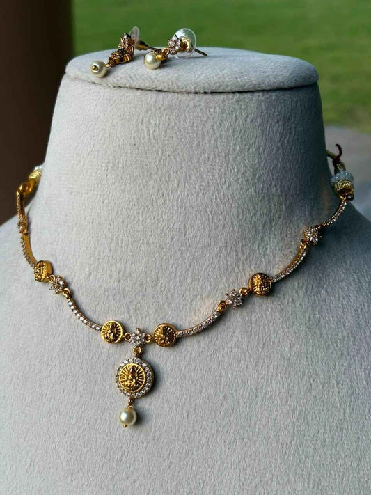 N0311 Minimal Necklace