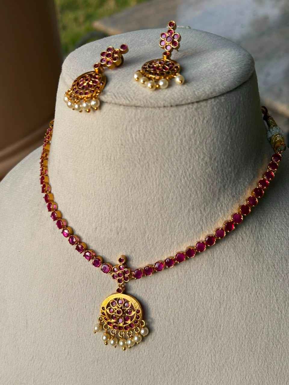 N0309 Ruby Color Traditional Atigai Necklace