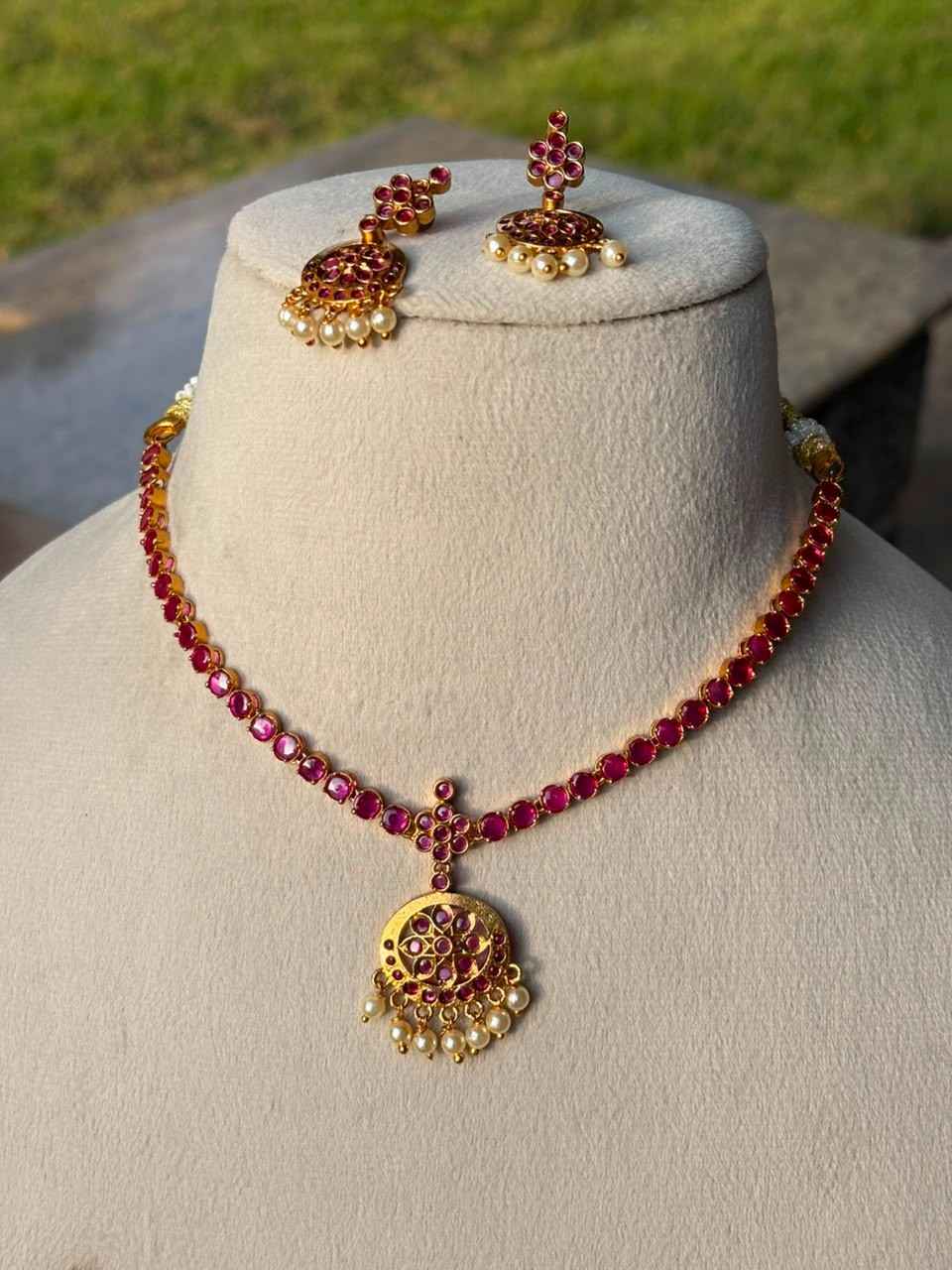 N0309 Ruby Color Traditional Atigai Necklace