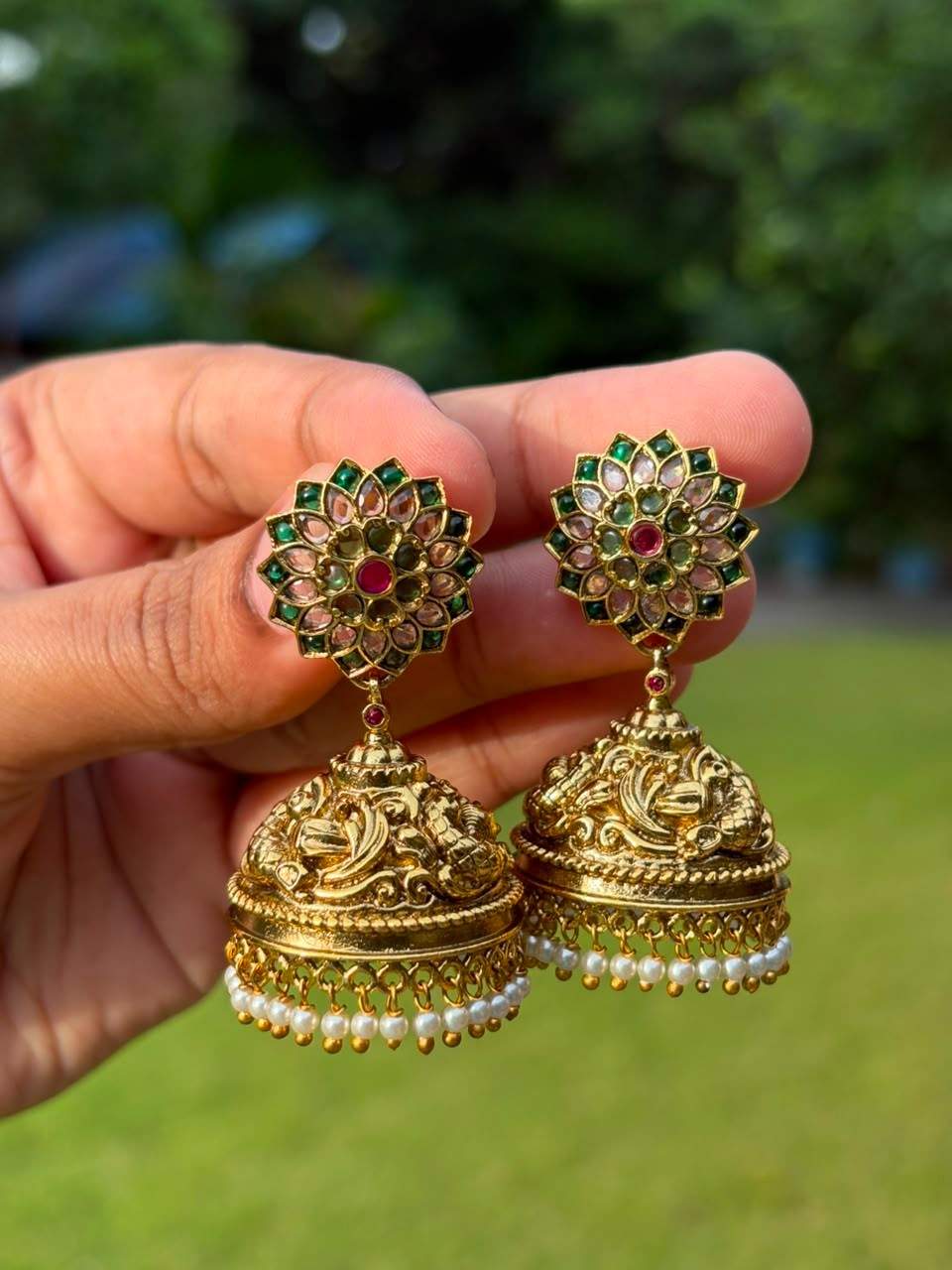 J0186 Traditional Green Stone Jhumka
