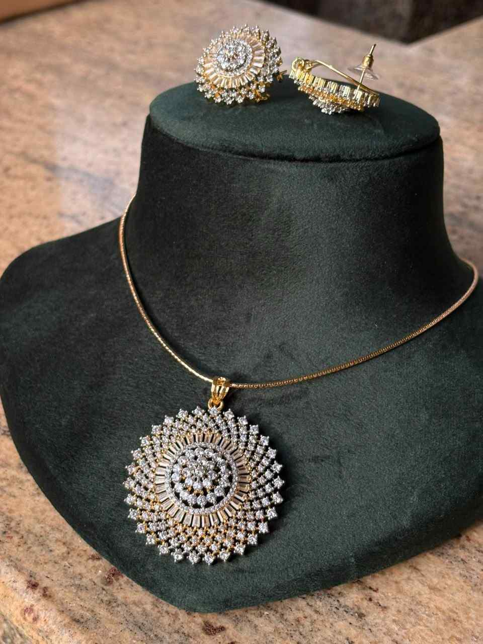 N0312 Diamond Replica Pendent chian