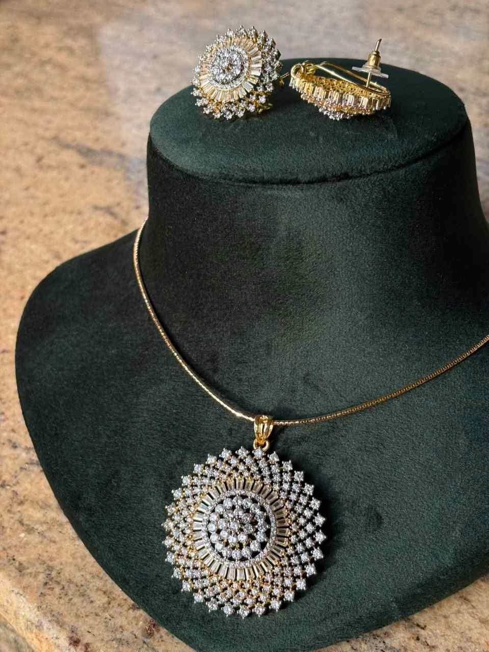 N0312 Diamond Replica Pendent chian