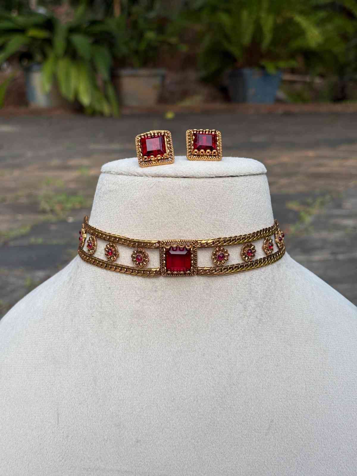 N0314 Ruby Stone Chocker