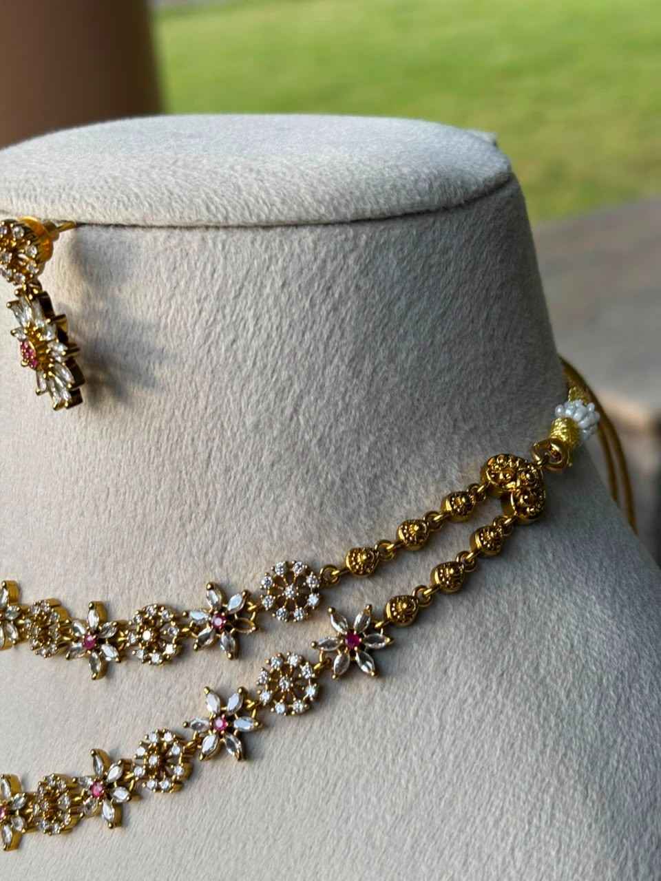 N0319 Two Layer Stone Floral necklace