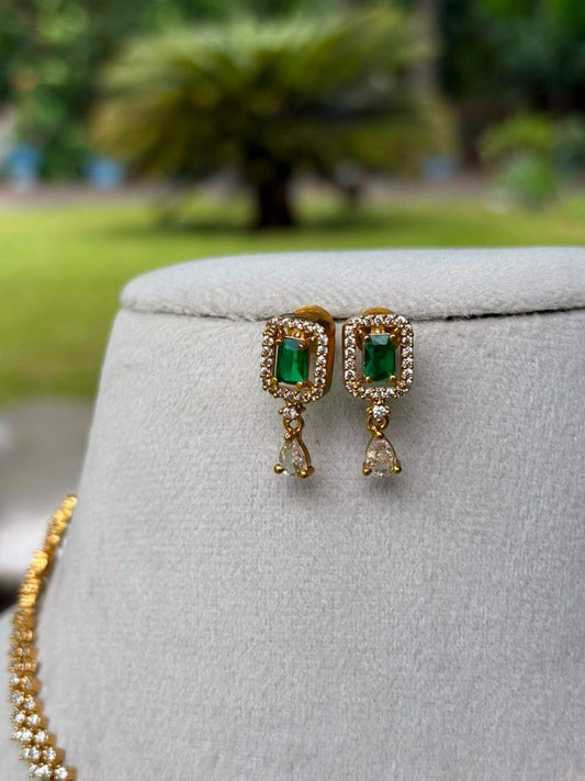 N0114 AD Diamonds Stone Necklace With Emerald Green Stone