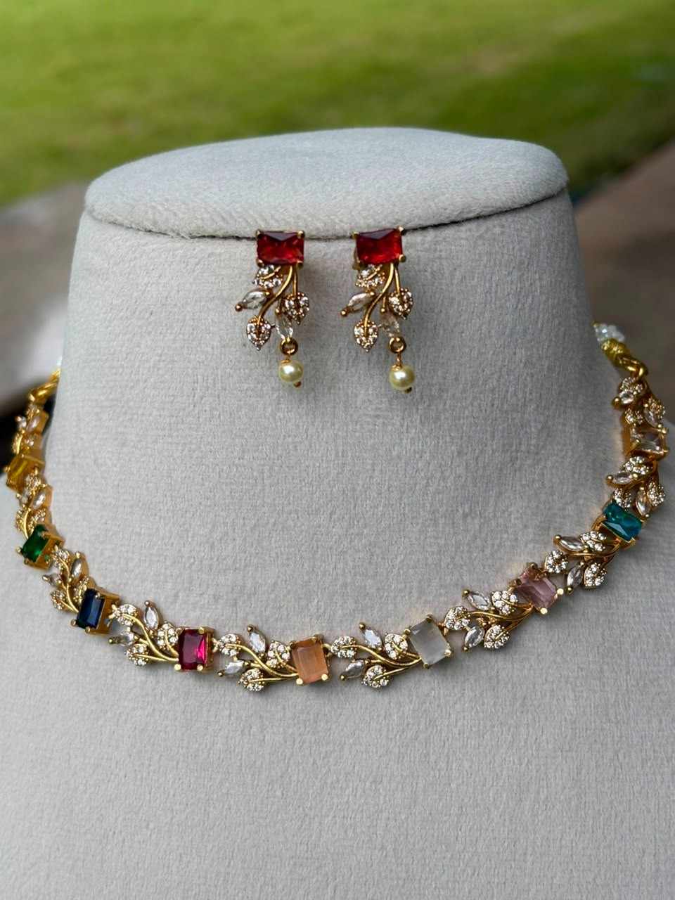 N0109  Navaratnam Multi Color  Necklace