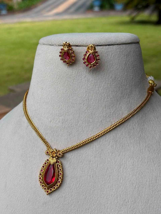 N0117 Premium Quality Traditional Palaka Design With Red Stone