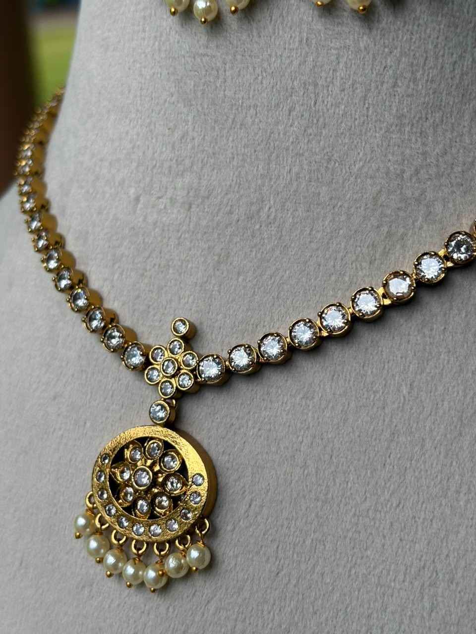 N0119 Traditional 80's Attigai Necklace