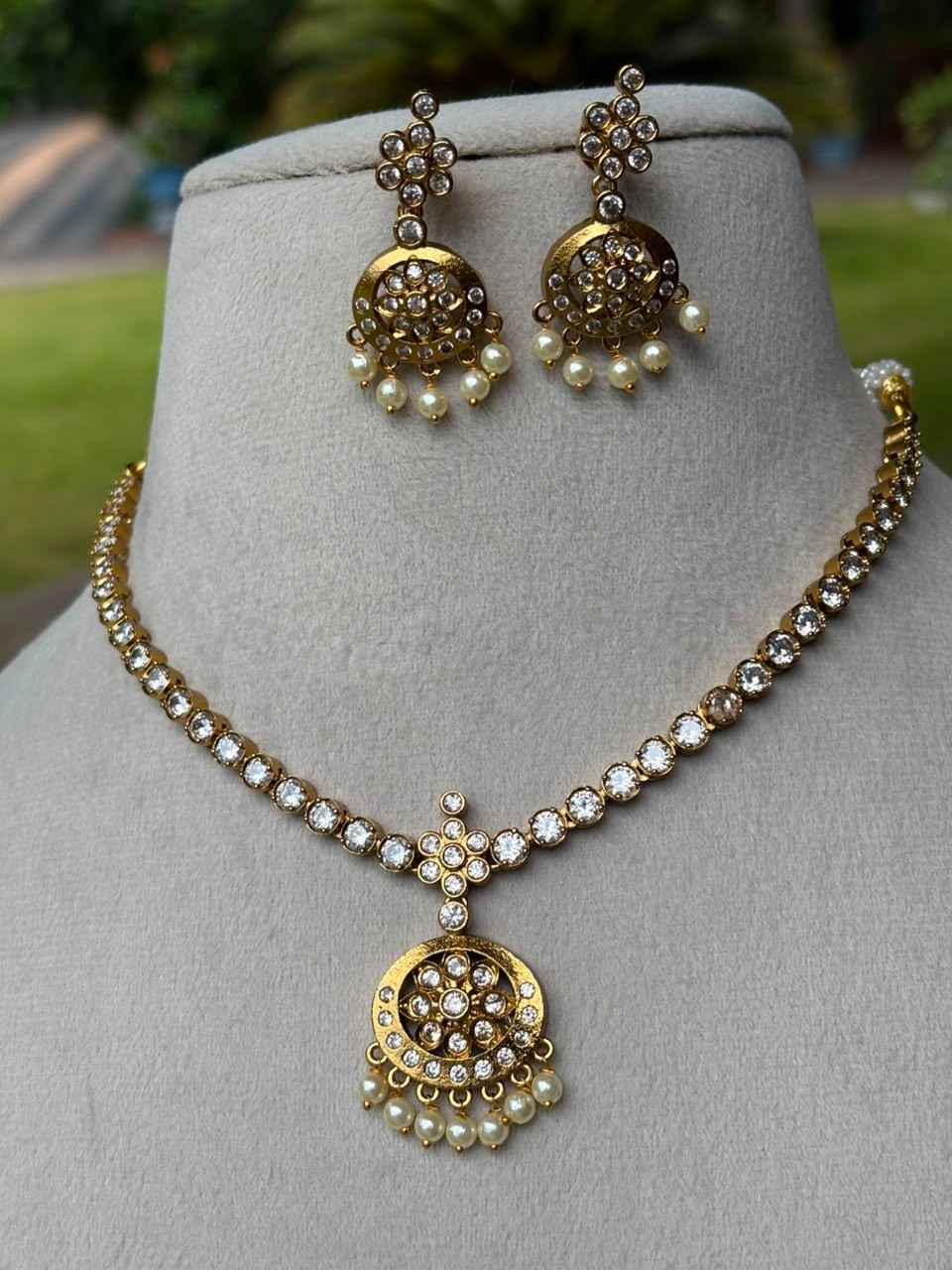 N0119 Traditional 80's Attigai Necklace