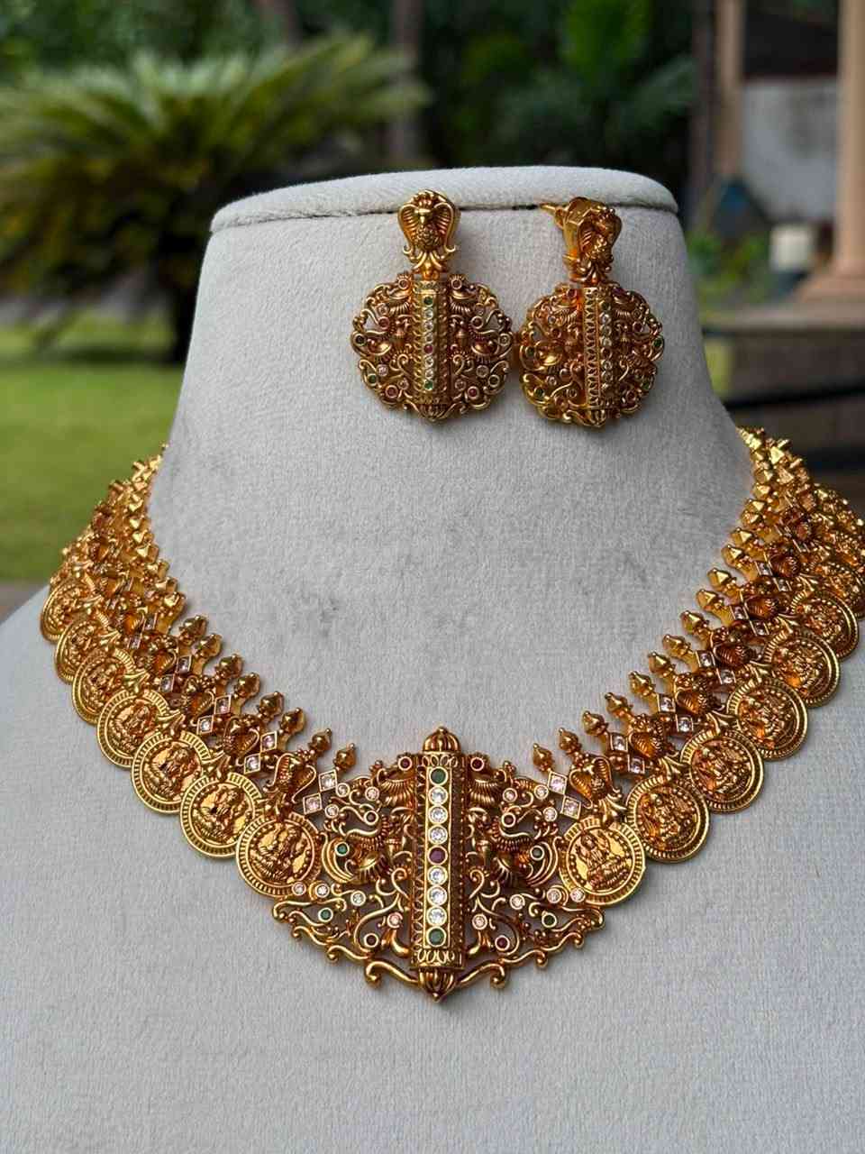N0153 Premium Quality Traditional Lakshmi Grand Kasu mala