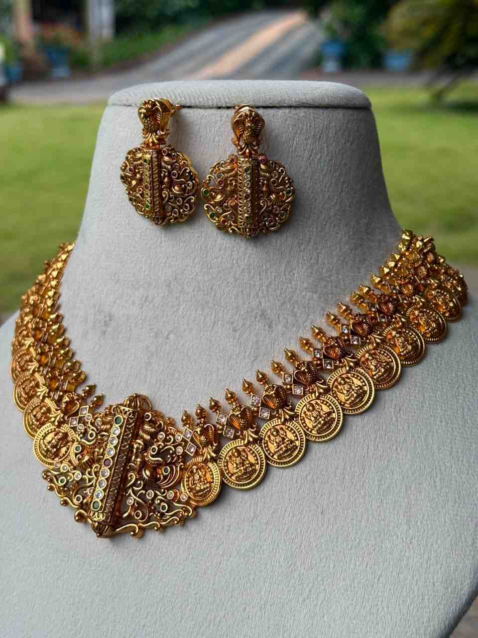 N0153 Premium Quality Traditional Lakshmi Grand Kasu mala