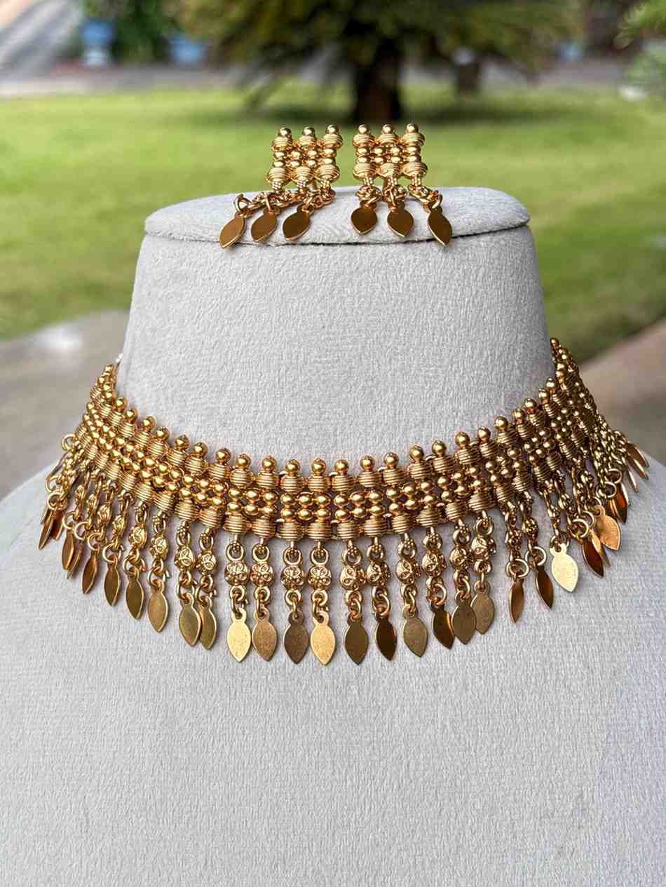 N0321 Antique ellakathali necklace /chocker