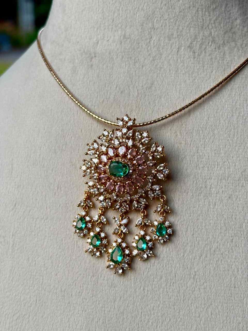 Premium Quality stone Necklace with Floral Pendent N0143