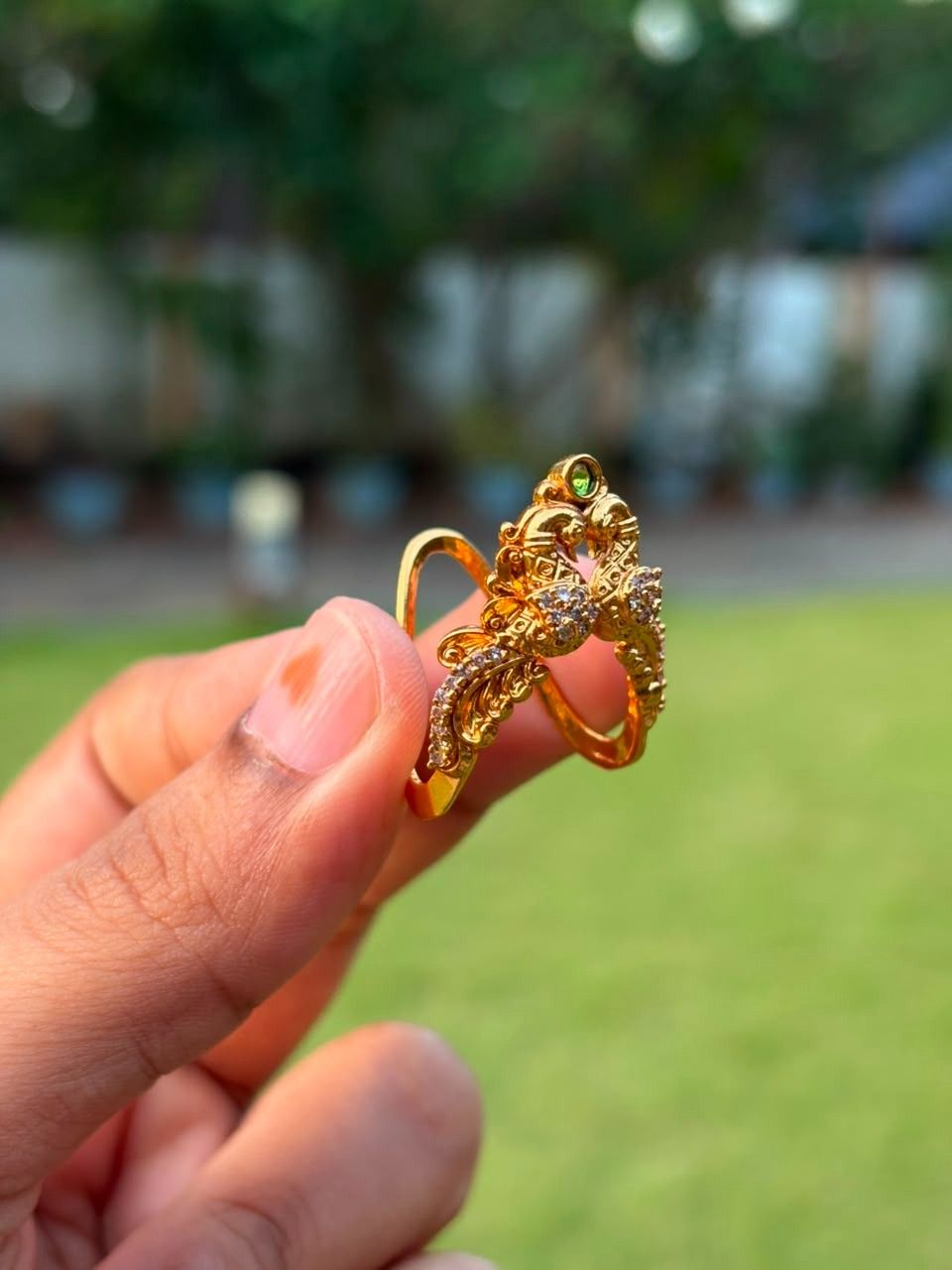 R0002  Peacock Vangi Ring