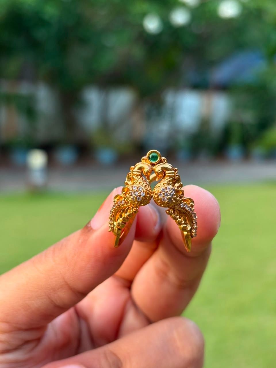 R0002  Peacock Vangi Ring