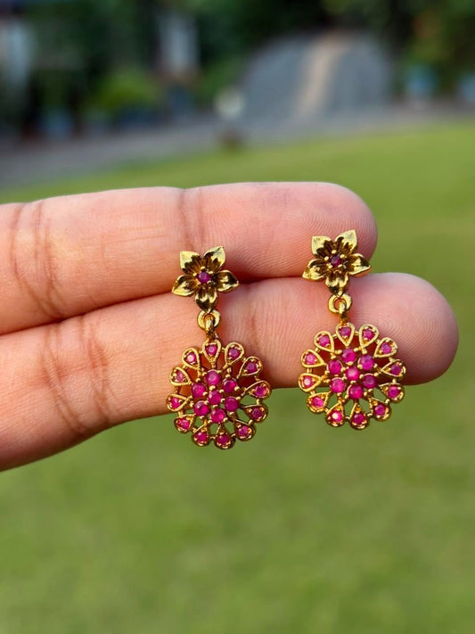J0216 Small Size Ruby Red Stone Floral Earrings