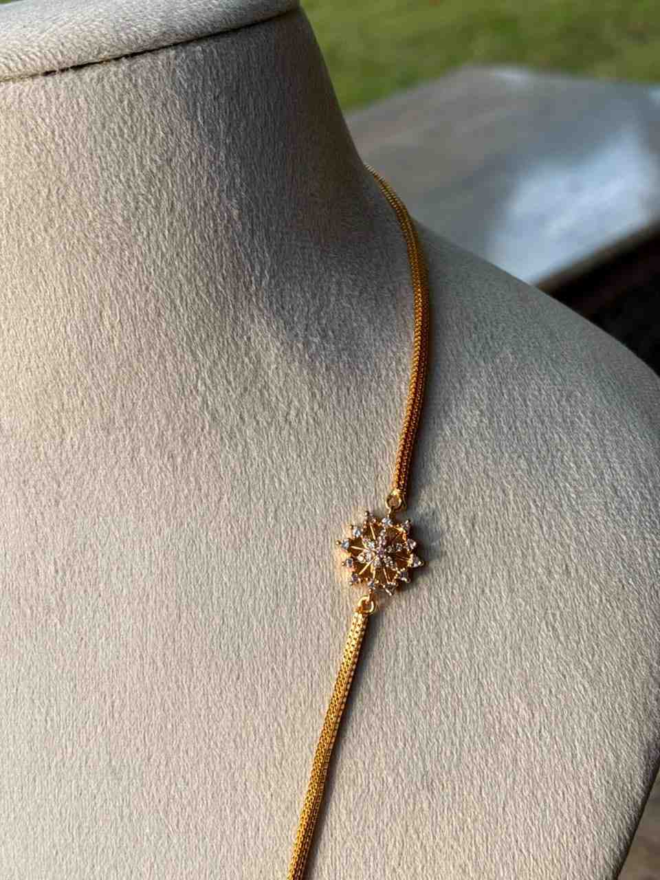 C030 Simple Mogappu chain