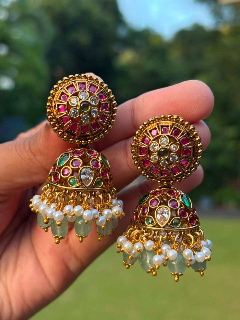 J0026 Premium Kemp Stone Floral Jhumka