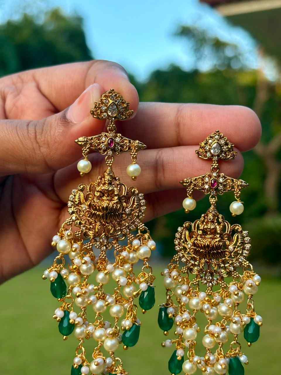 J0030 Lakshmi Lomg Earring