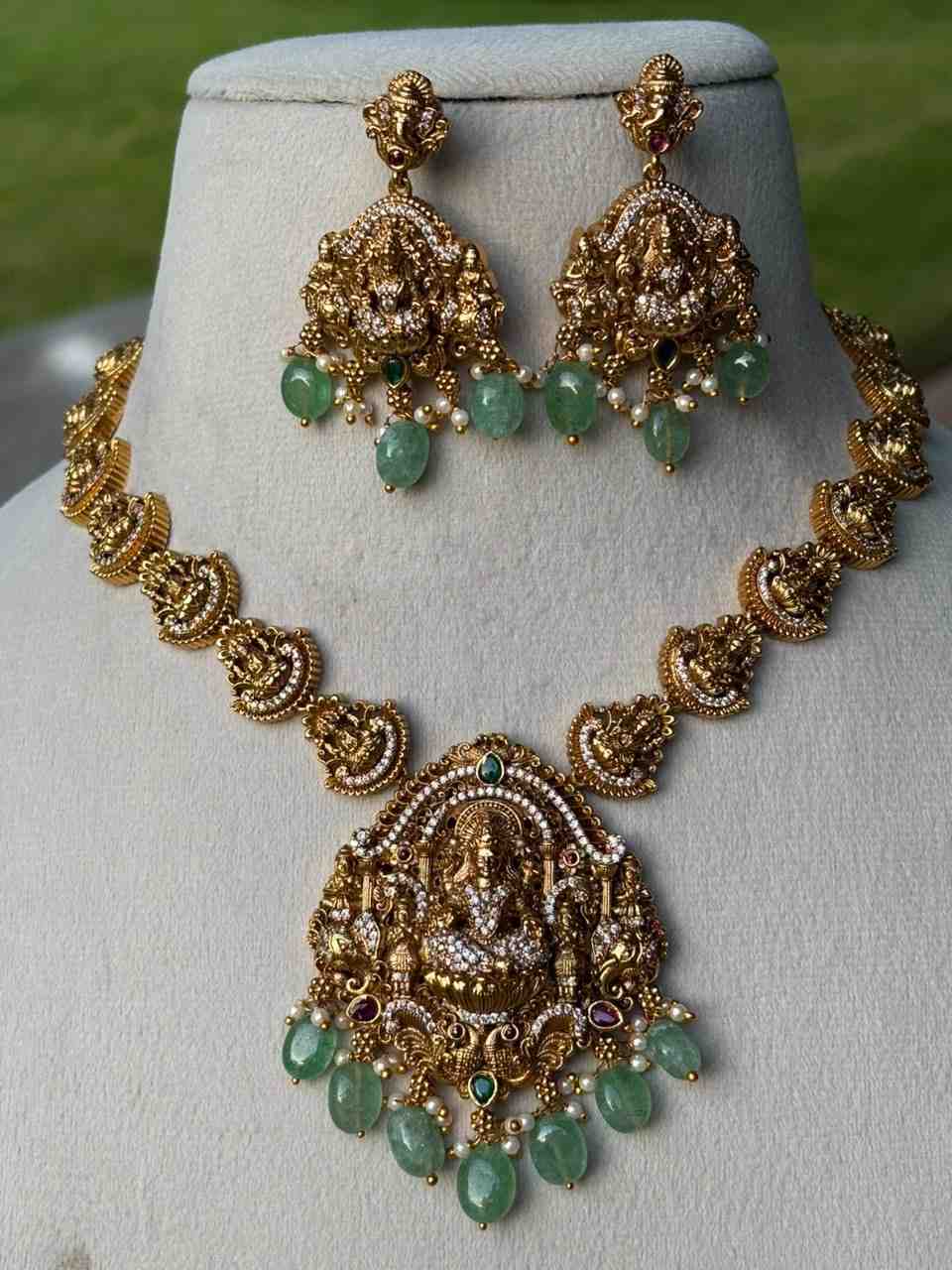 N0012 Lakshmi Grand Look Bridal Necklace