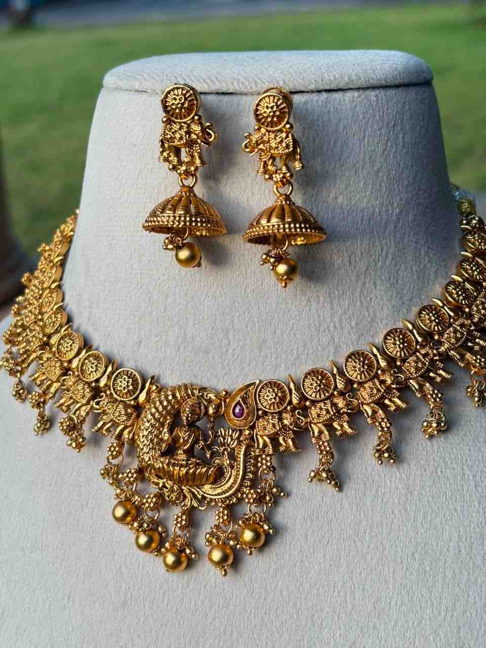 N001 Veera Lakshmi Necklace