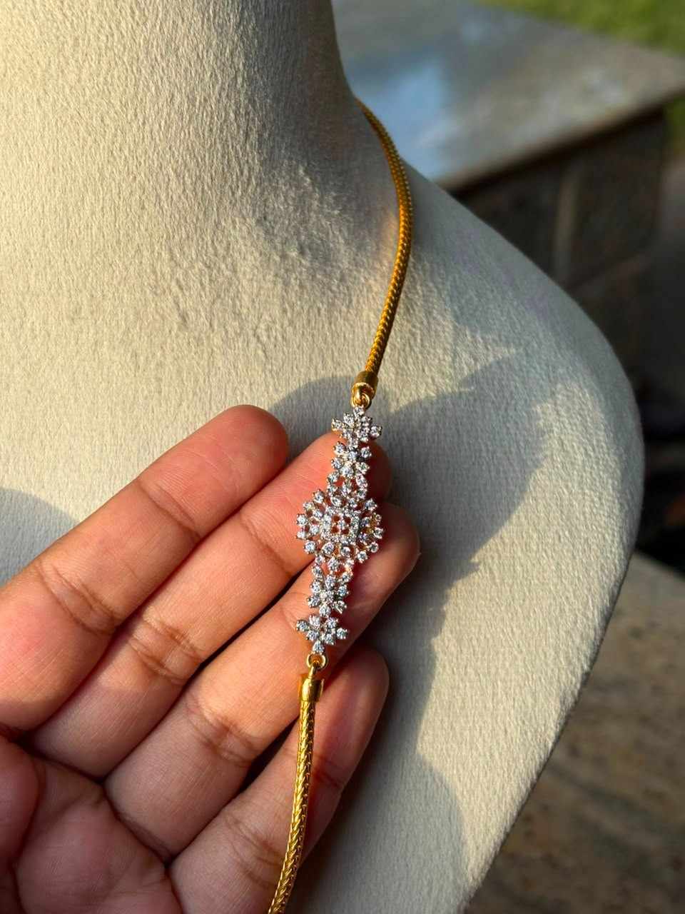 C031 Diamond Mogappu Thali chain 27 inches