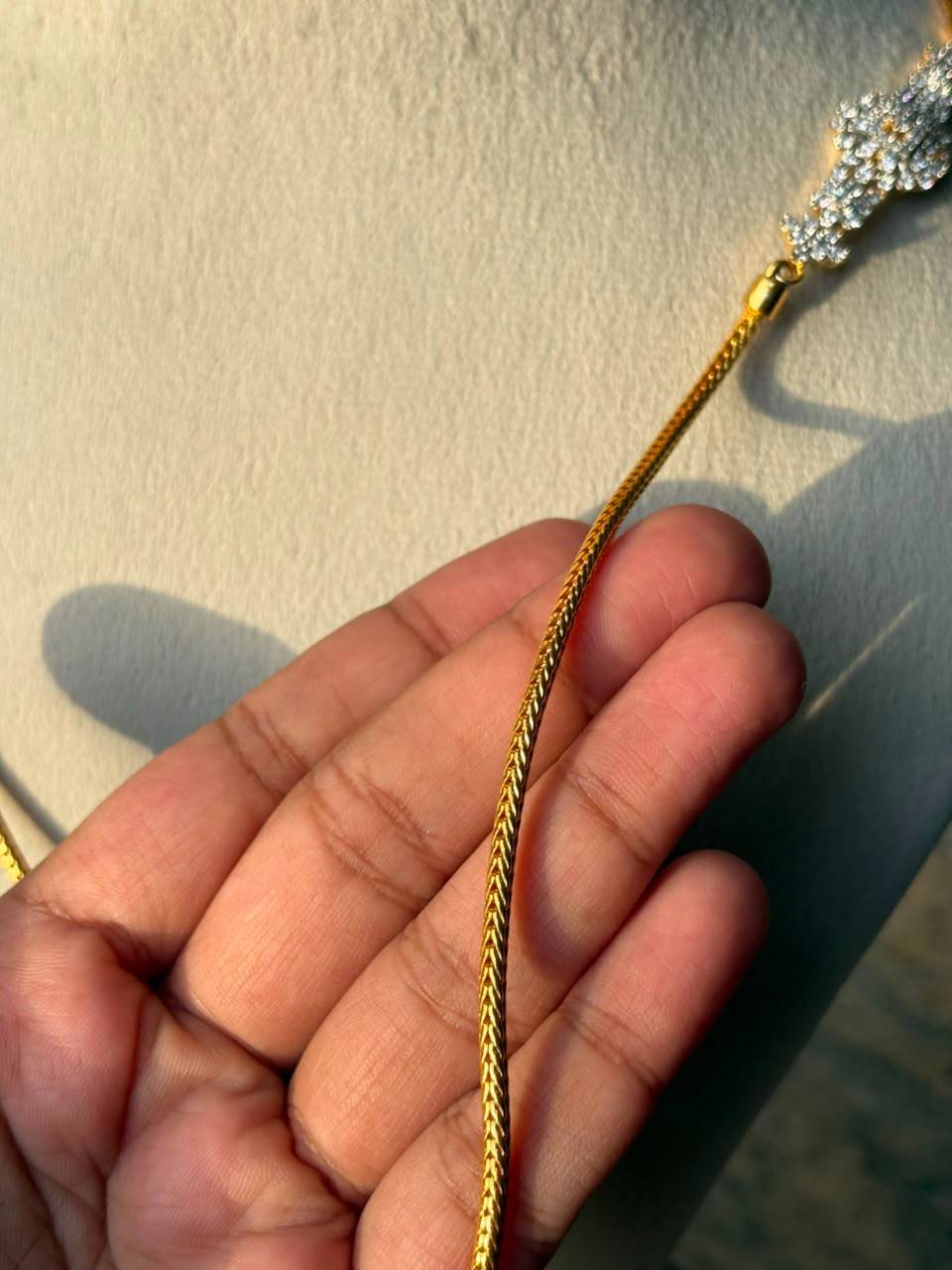 C031 Diamond Mogappu Thali chain 27 inches