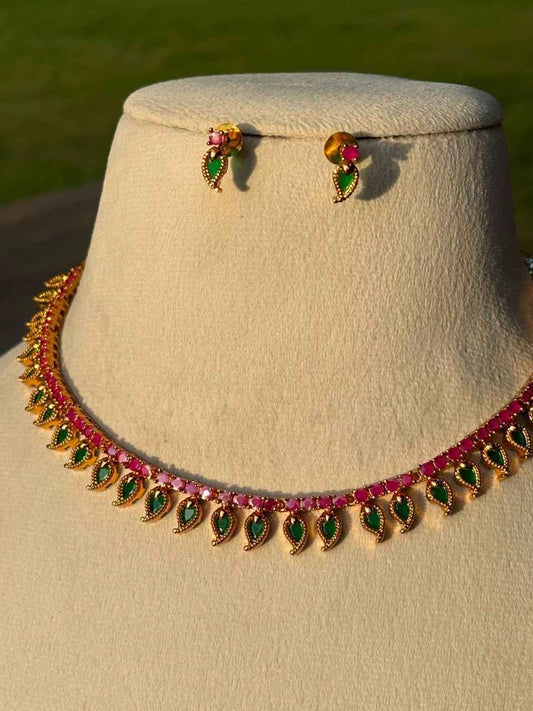 N0330 Stone Palaka Necklace
