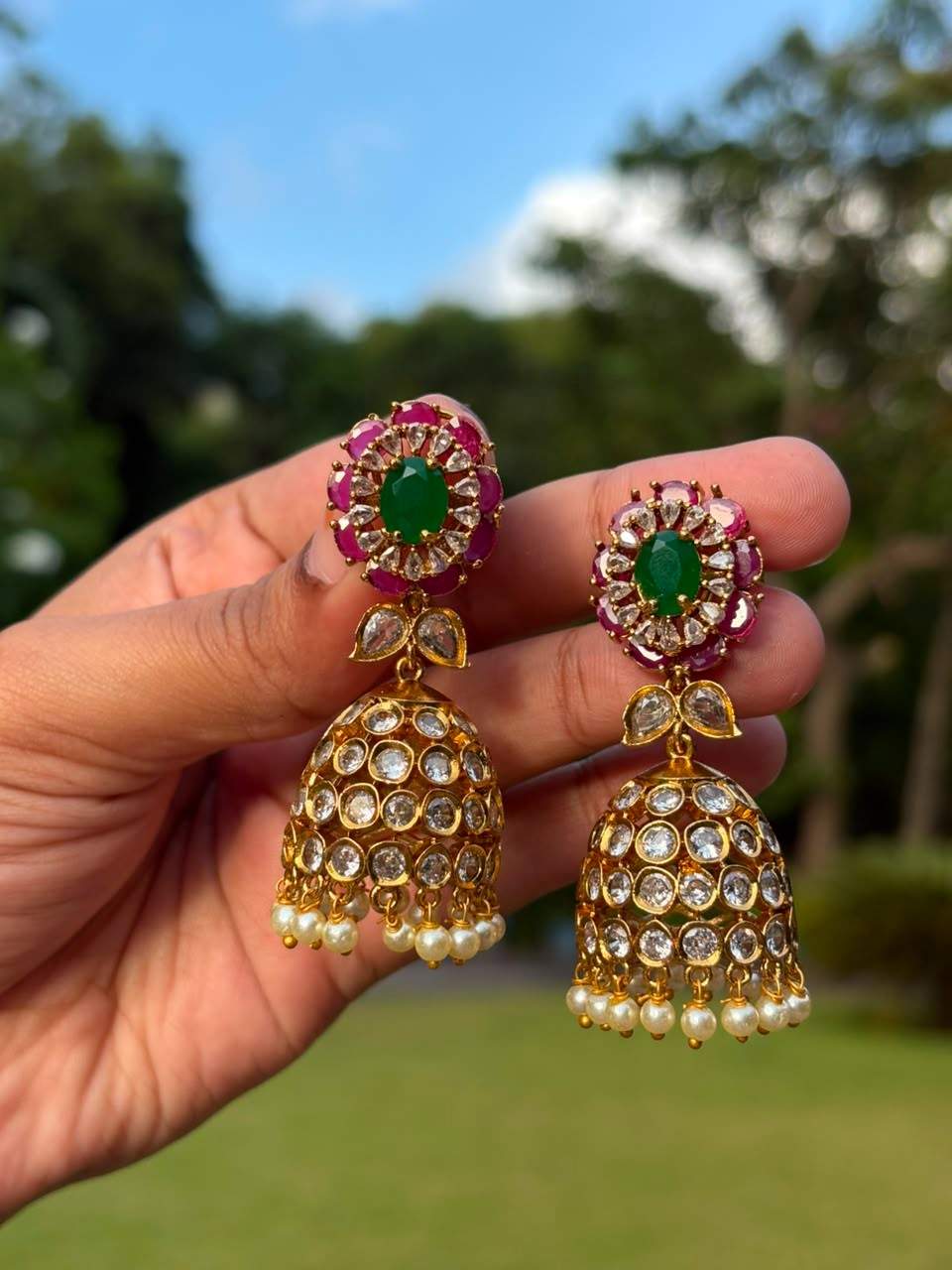 J0223 Stone Floral Jhumka