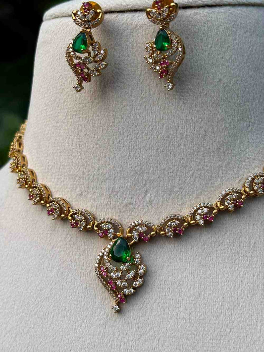 N0148  Floral Pattern Stone necklace