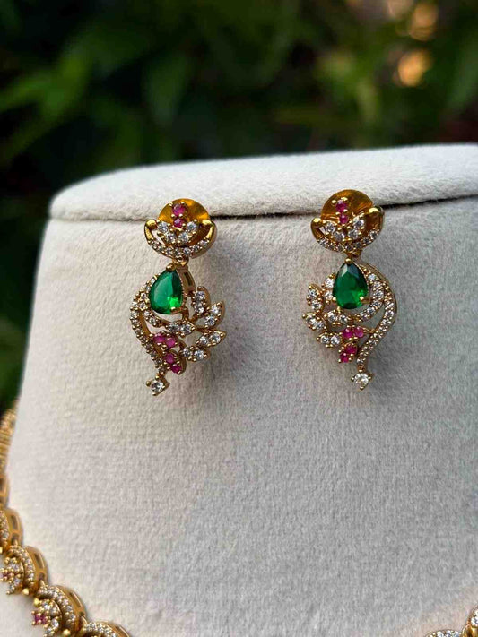 N0148  Floral Pattern Stone necklace