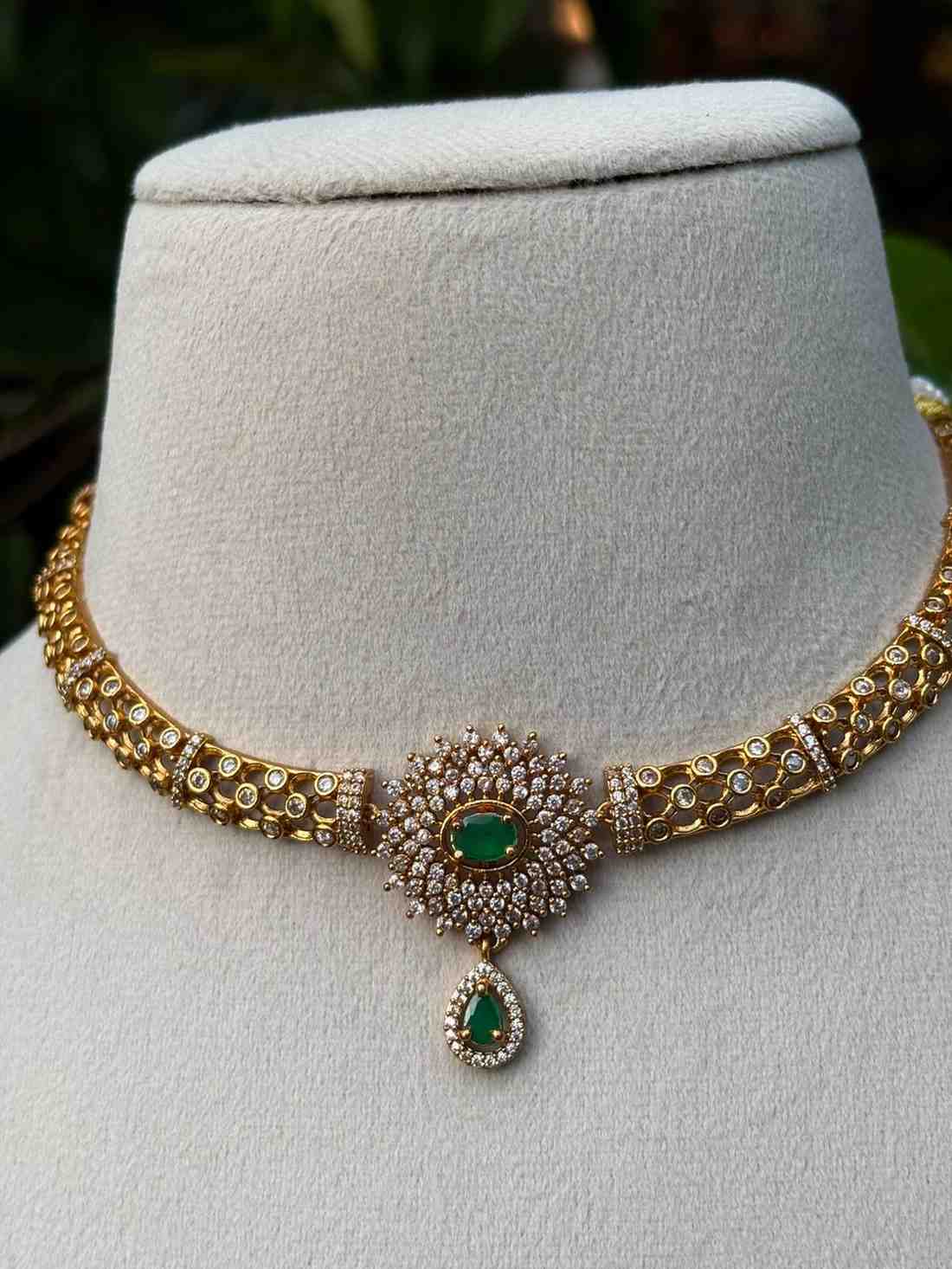 N007 Hasli Ad Emerald Green Necklace