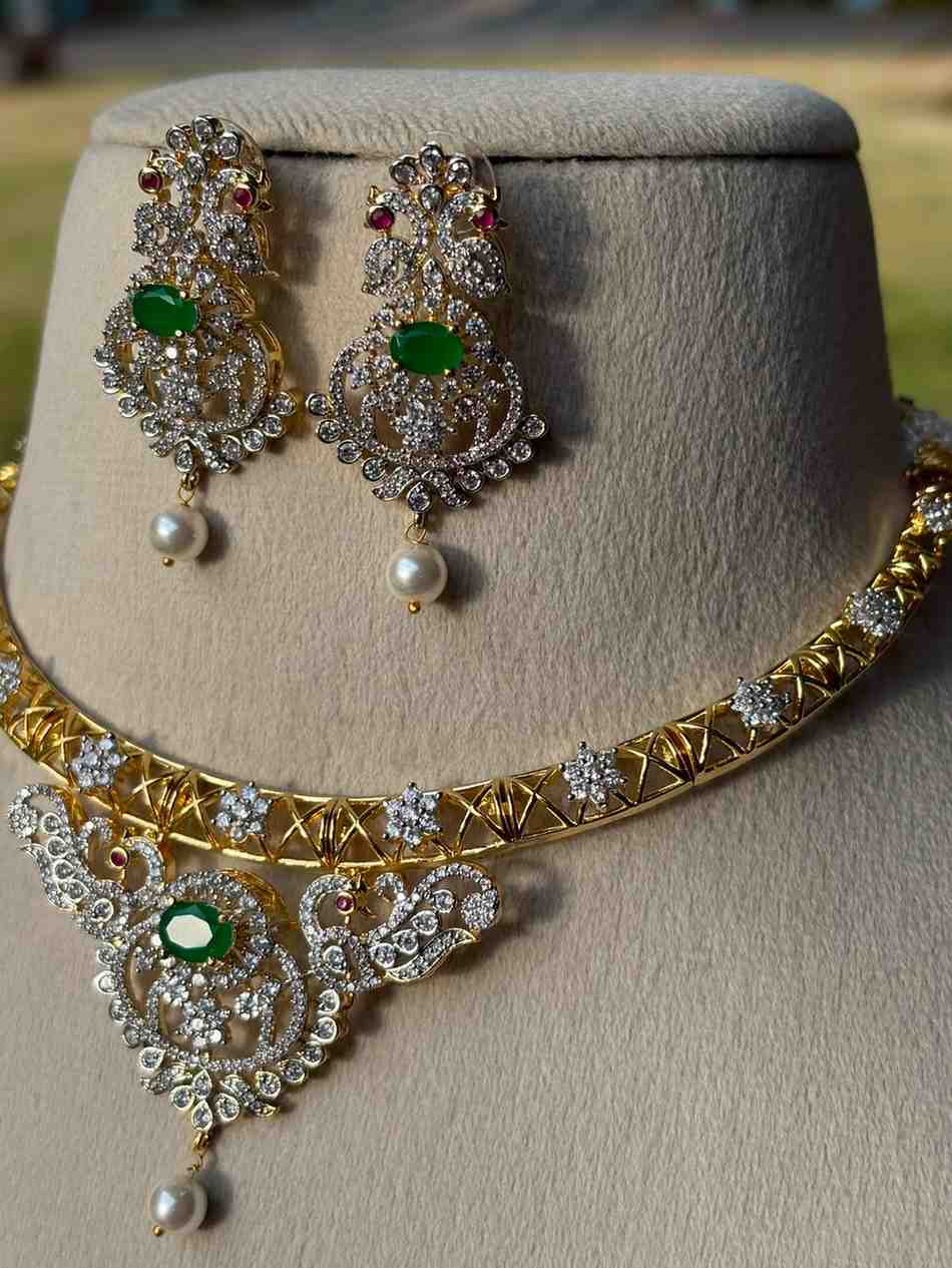 N0240 Rhodium Polish Hasli  Necklace