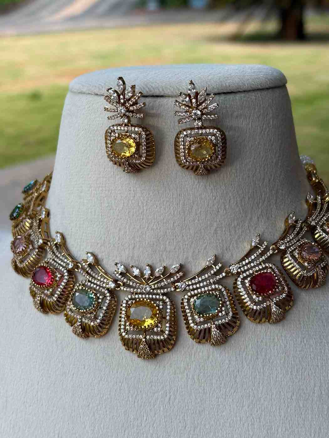 N0127 Navaratnam Multi stone Stone Necklace
