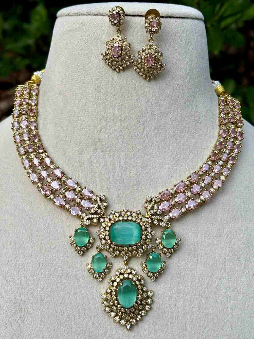 N0333 Statement Baby pink Stone Necklace