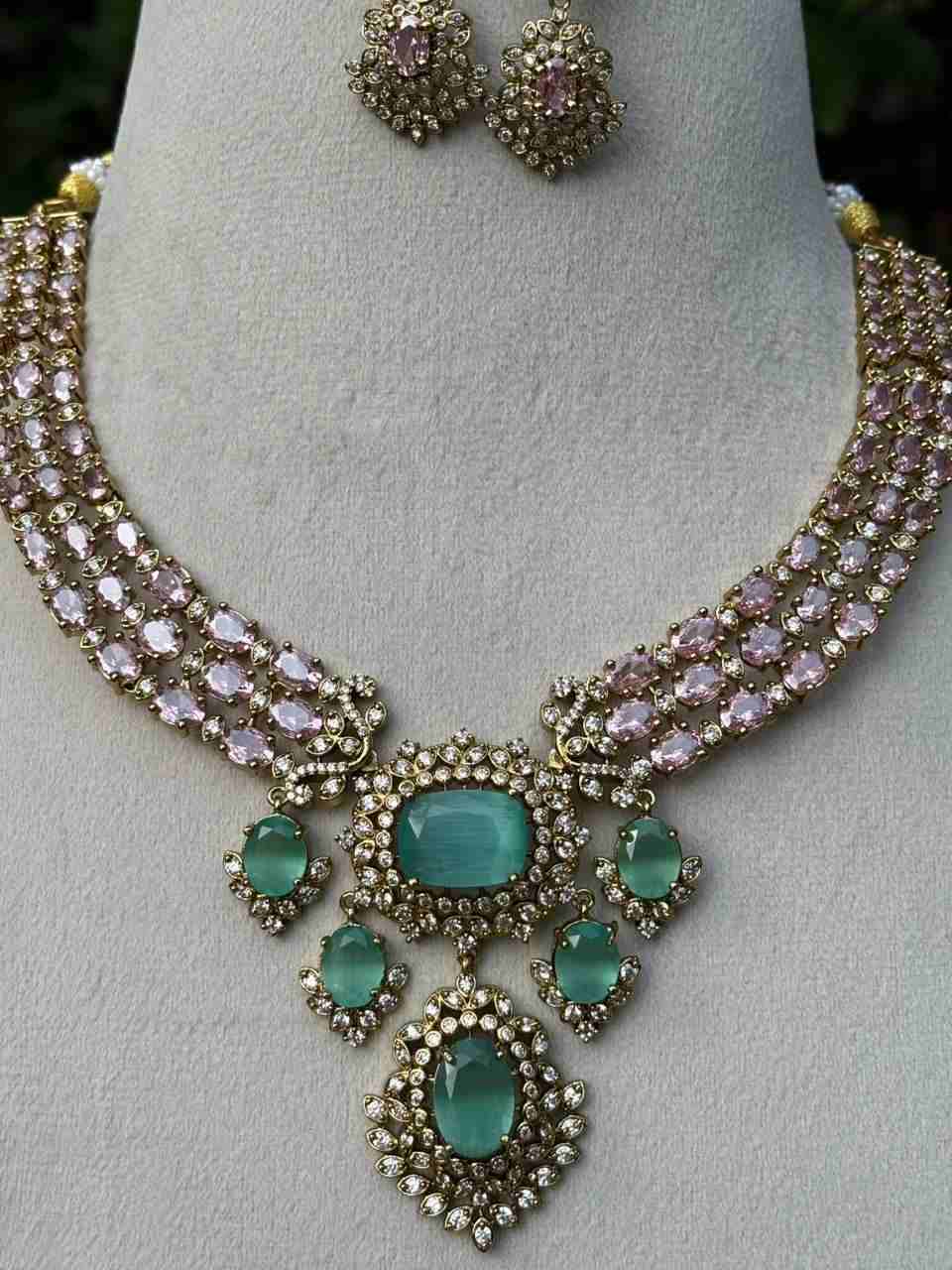 N0333 Statement Baby pink Stone Necklace