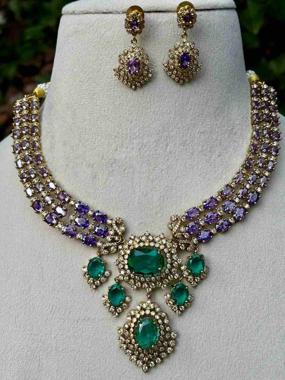 N0332 Statement Sapphire Stone Necklace