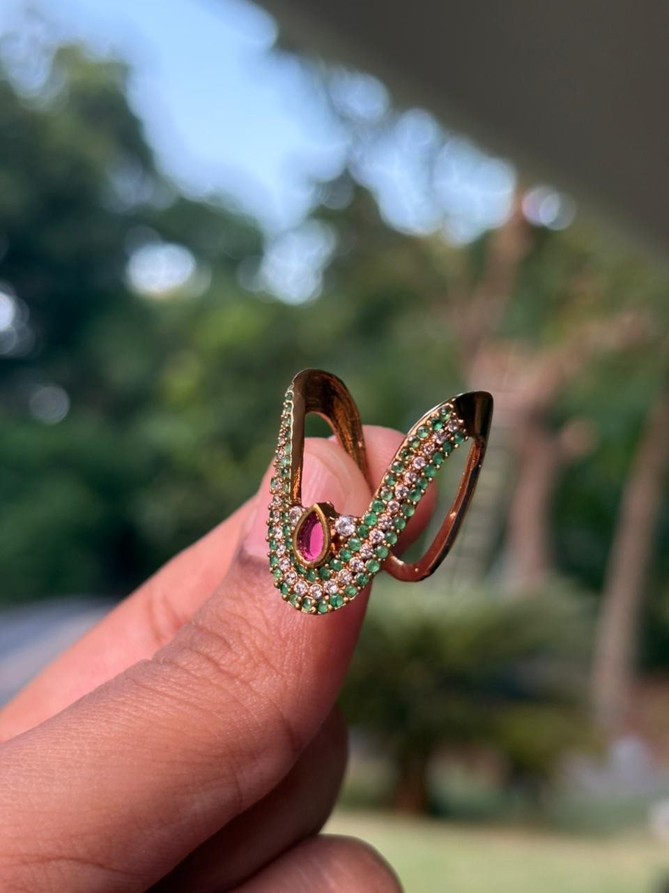 R0006 Green Stone Vangi Ring
