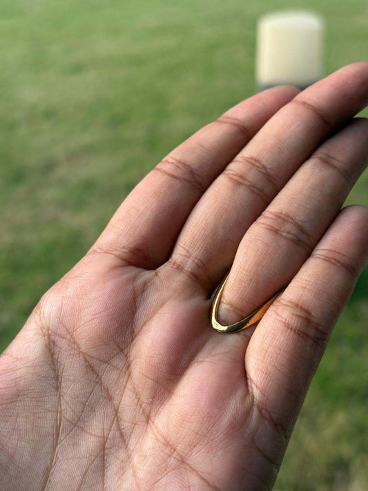 R0005 Red Stone Vangi Ring