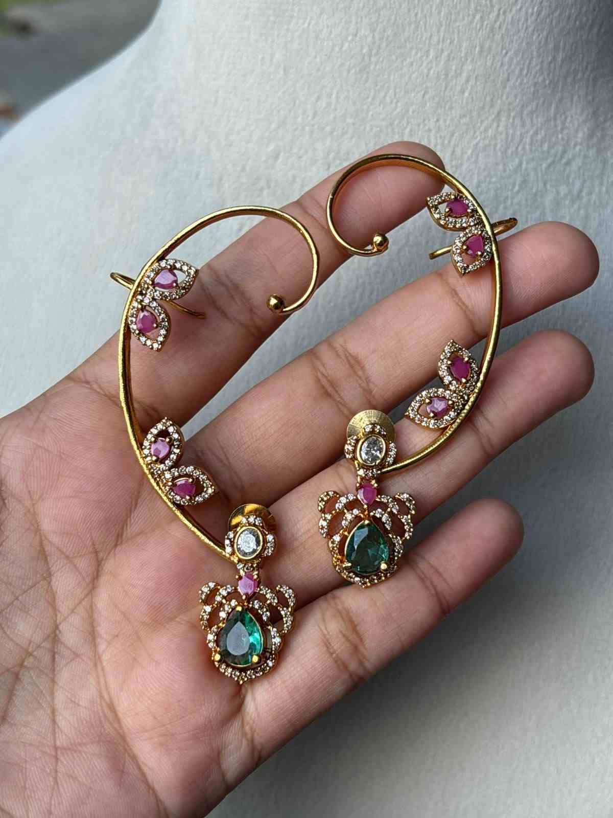 J0225 Floral Ear cuff Earrings