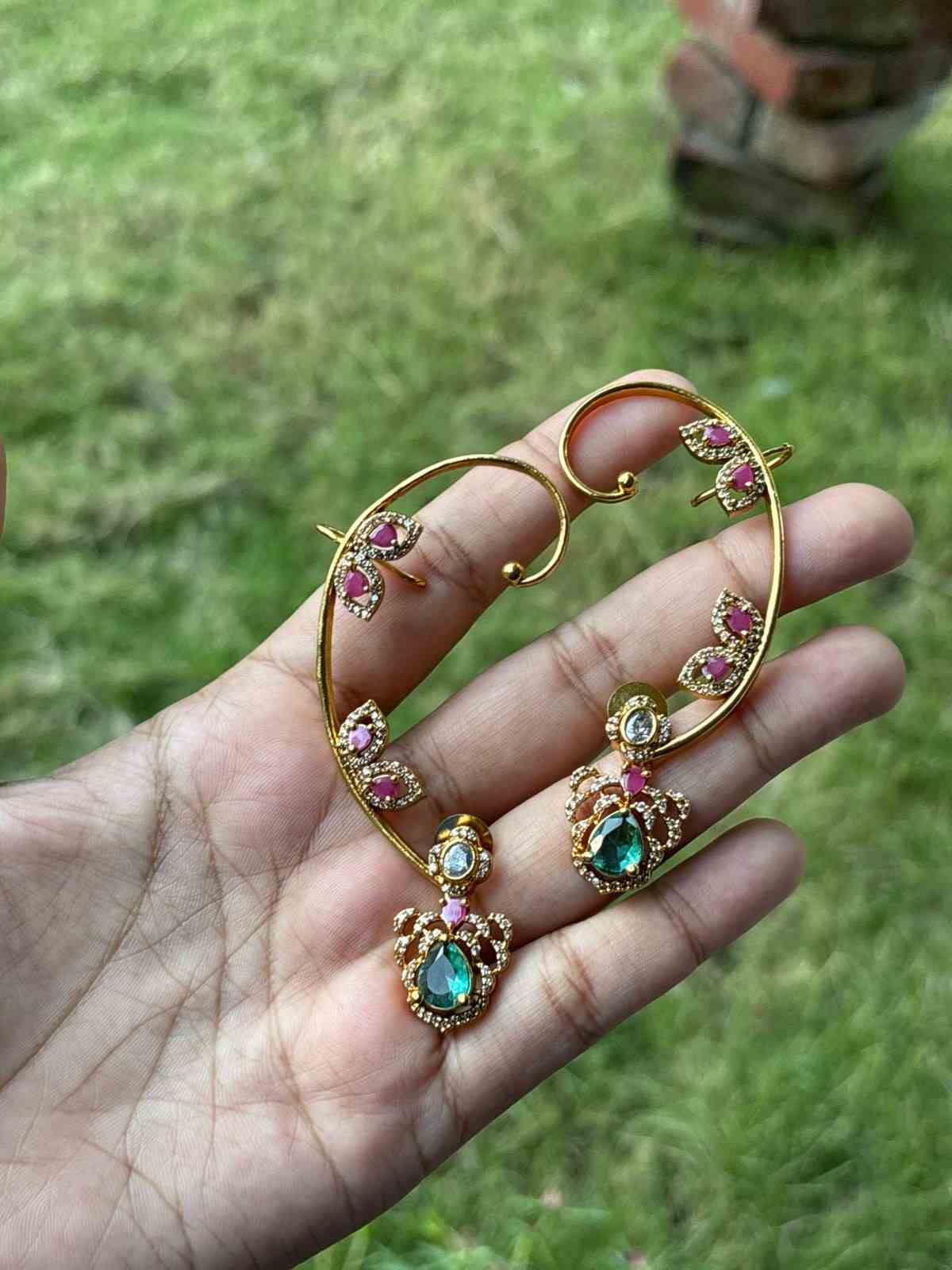 J0225 Floral Ear cuff Earrings