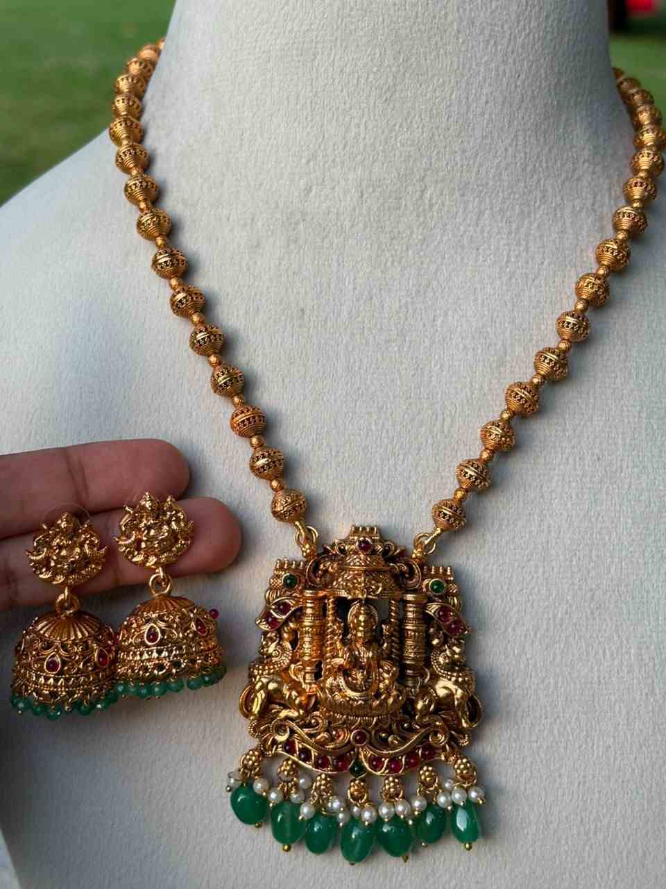H0008 Matte Finish Lakshmi Pendent with Green Beads
