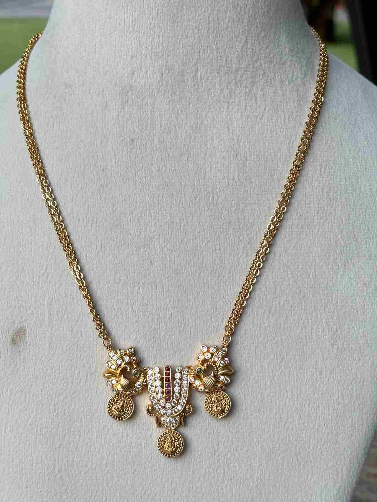 H0101 Perumal Mid length Chain